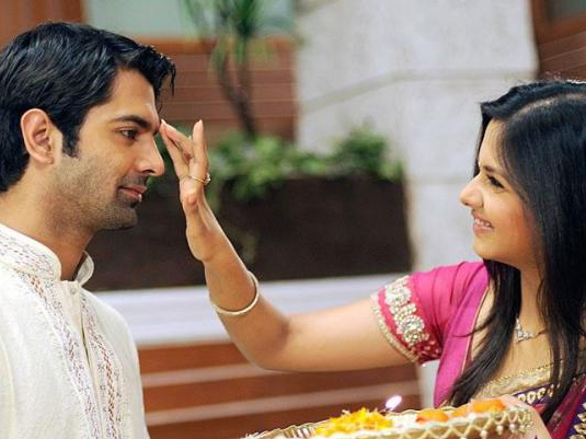 Скачать песню как назвать эту любовь iss pyaar ko kya naam doon teri meri