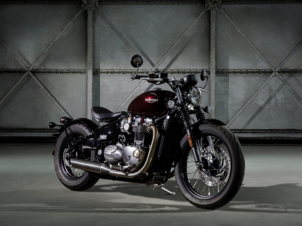 Triumph Bonneville Bobber Revealed