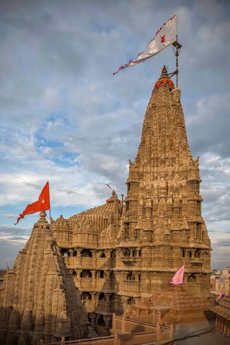 Famous Temples in India 2022_100.1