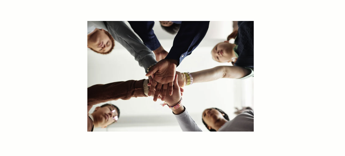 Customer Support teams can together resolve customer issues using WhatsApp API Groups
