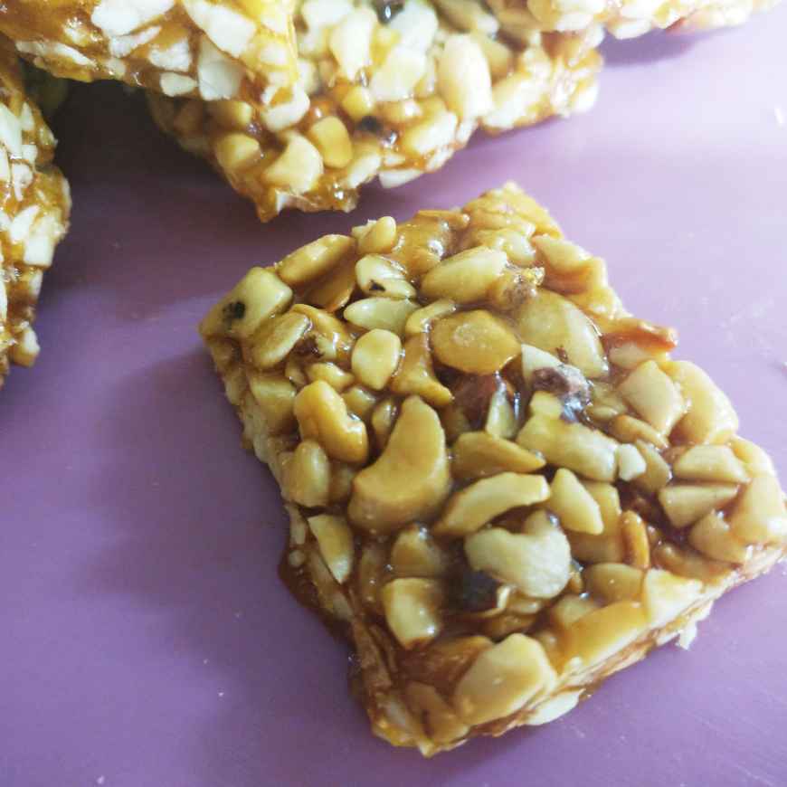 Kaju Chikki Kaju chikki recipe by Rita Ghosh at BetterButter