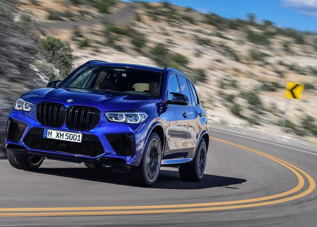 2021 BMW X5 M Competition front side