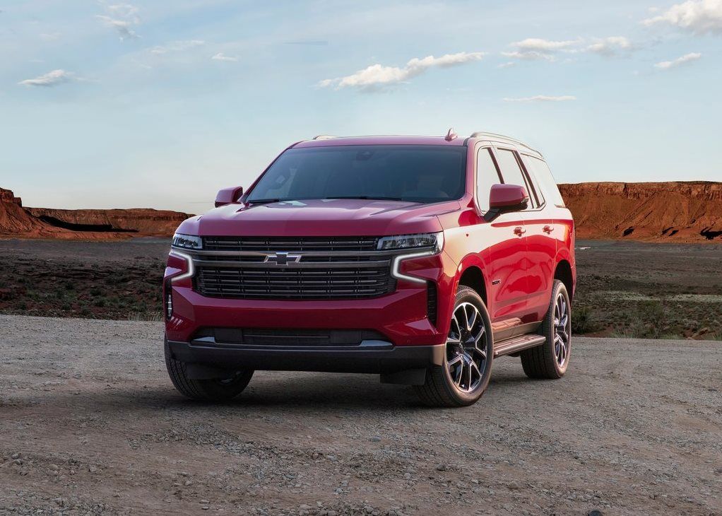 2021 Chevrolet Tahoe front side