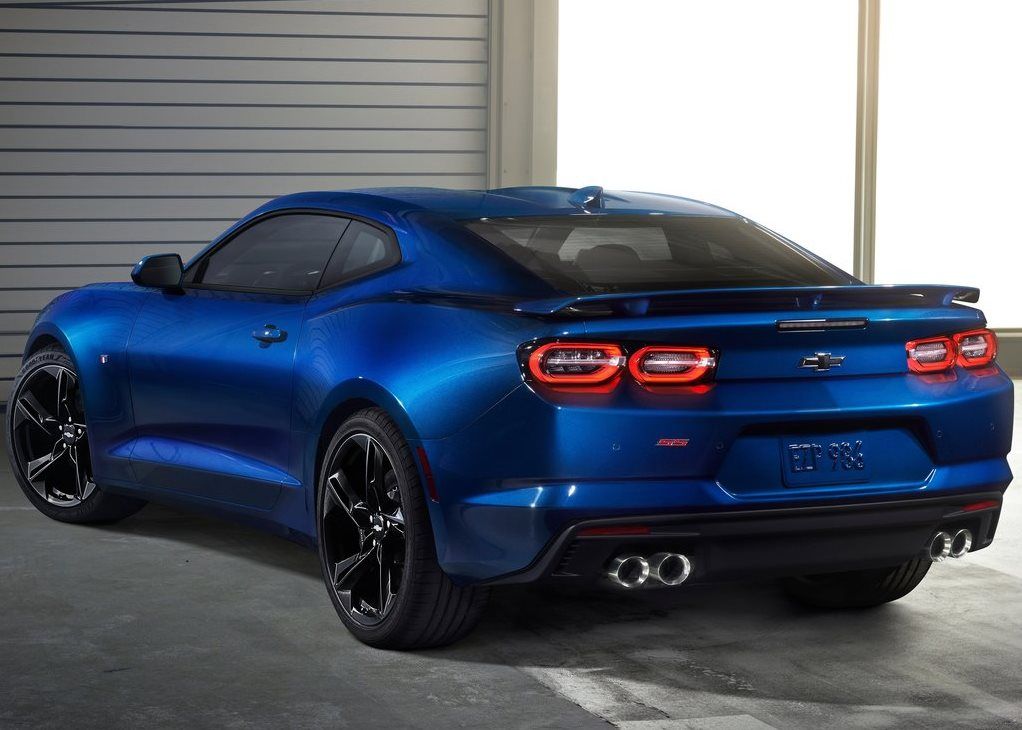 Chevrolet Camaro rear side