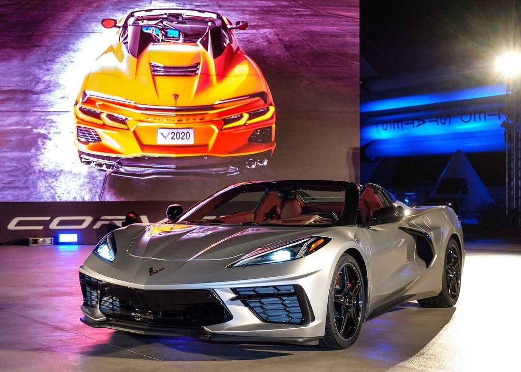 Chevrolet Corvette Convertible front side