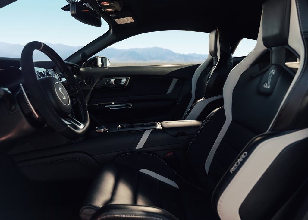 Ford Mustang cabin