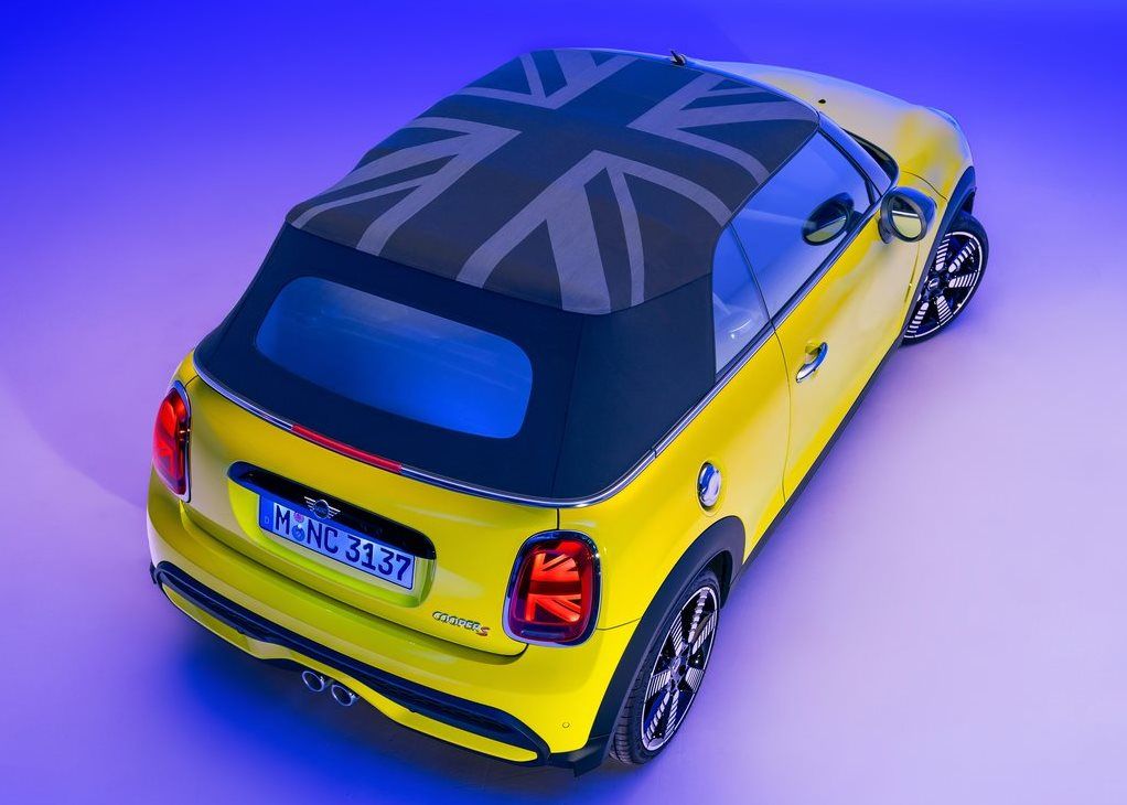 Mini Cooper S Convertible roof