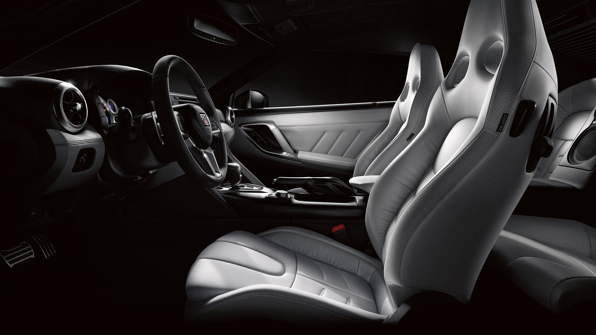 Nissan GT-R cabin