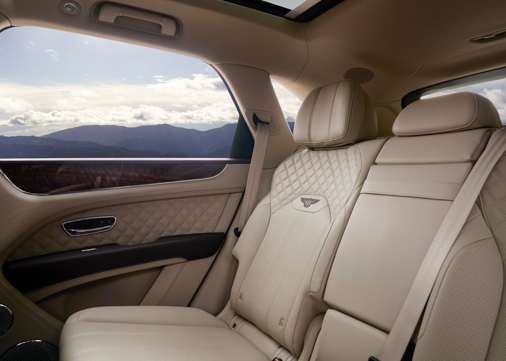 Bentley Bentayga cabin