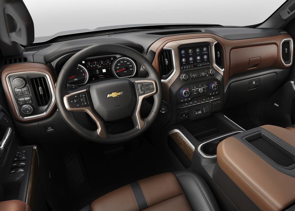 Chevrolet Silverado cabin