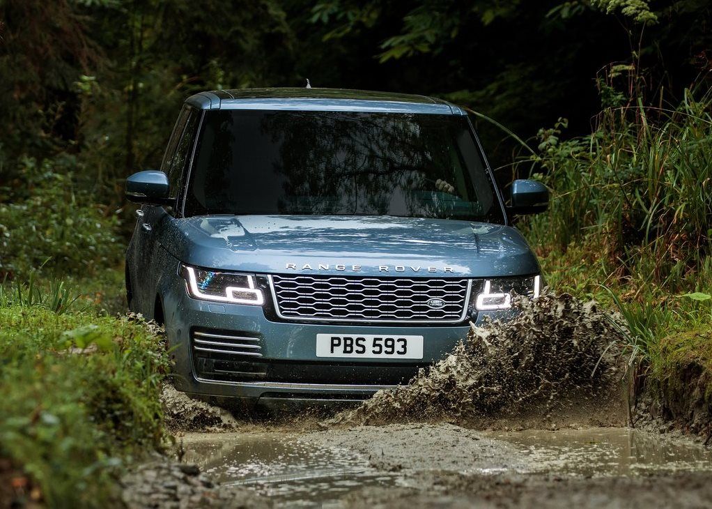 Land Rover Range Rover off-road