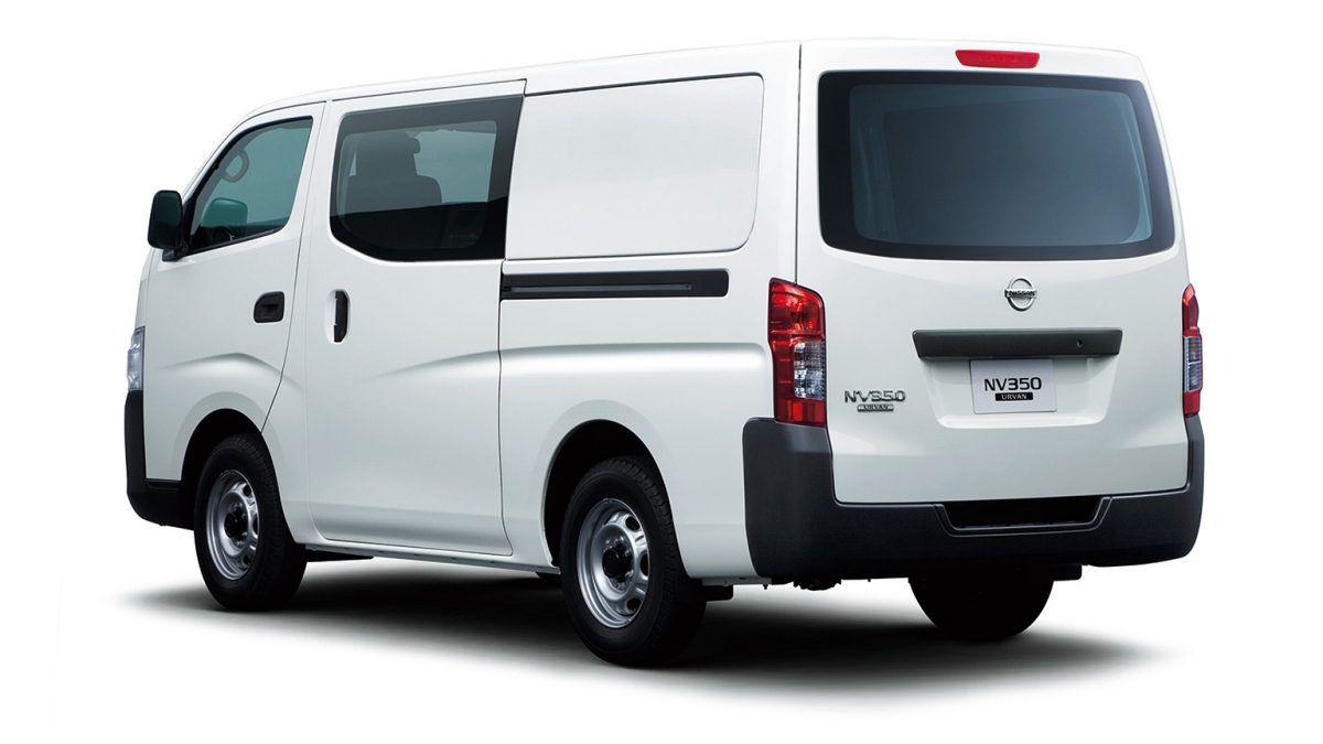 Nissan Urvan rear