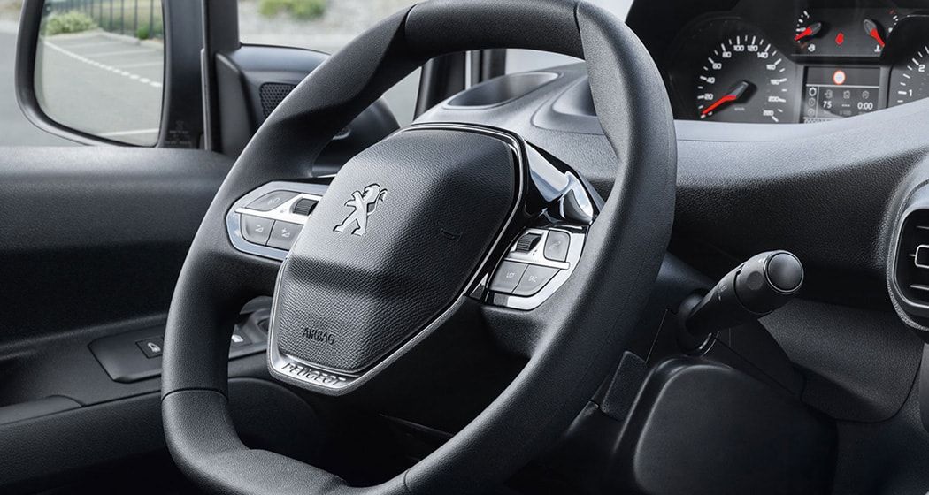 Peugeot Partner interior