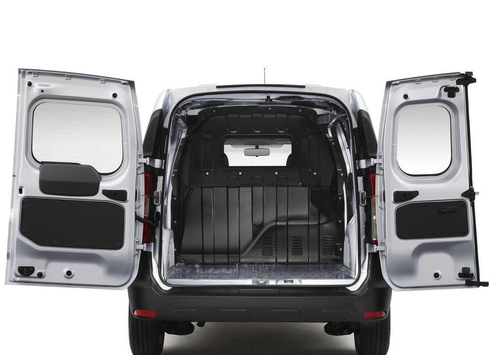 Renault Dokker Van cargo bay