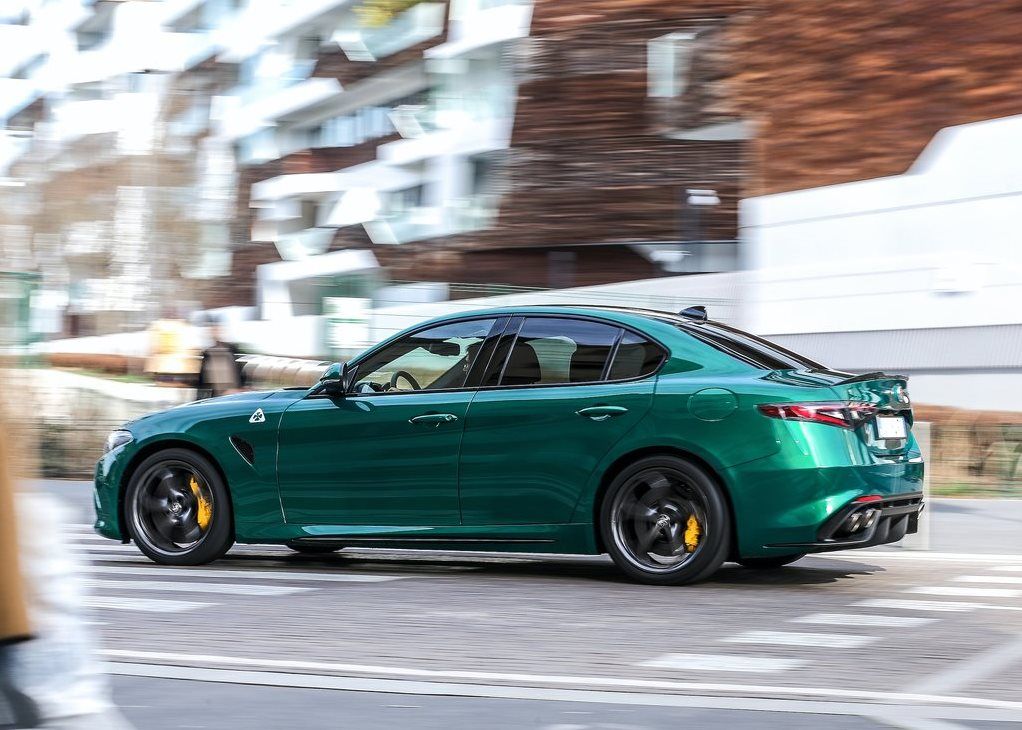 Alfa Romeo Giulia Quadrifoglia colors
