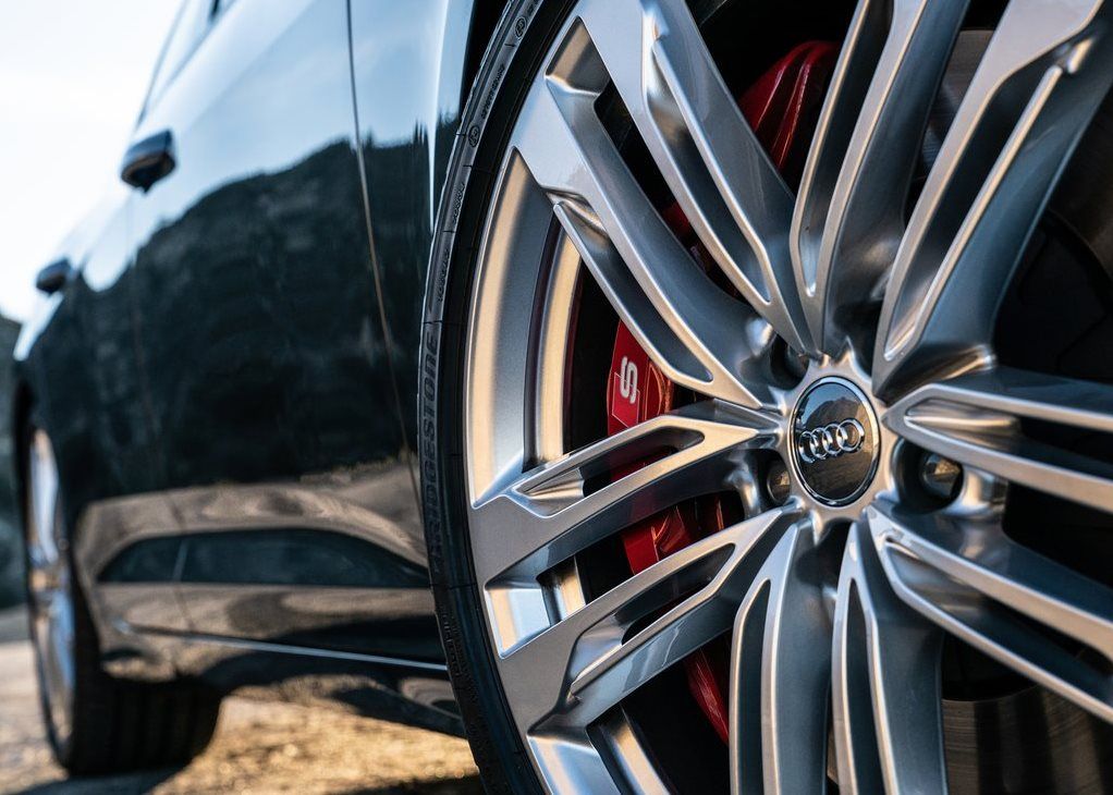 Audi S6 exterior
