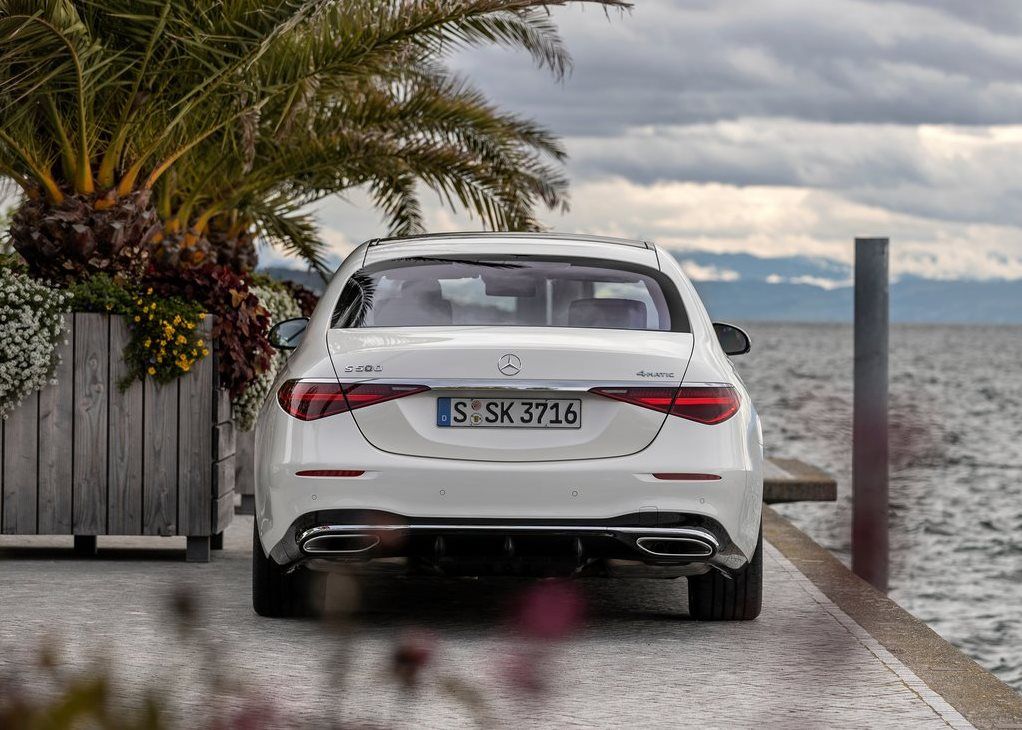 Mercedes-Benz S-Class rear