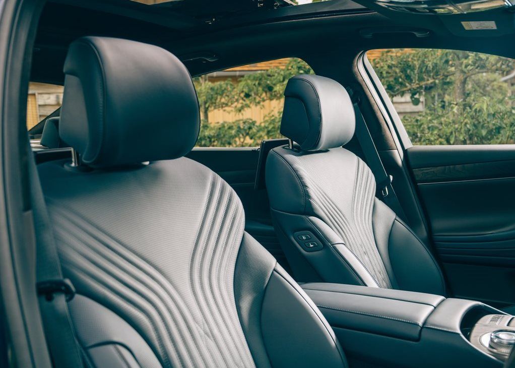 Genesis G80 cabin