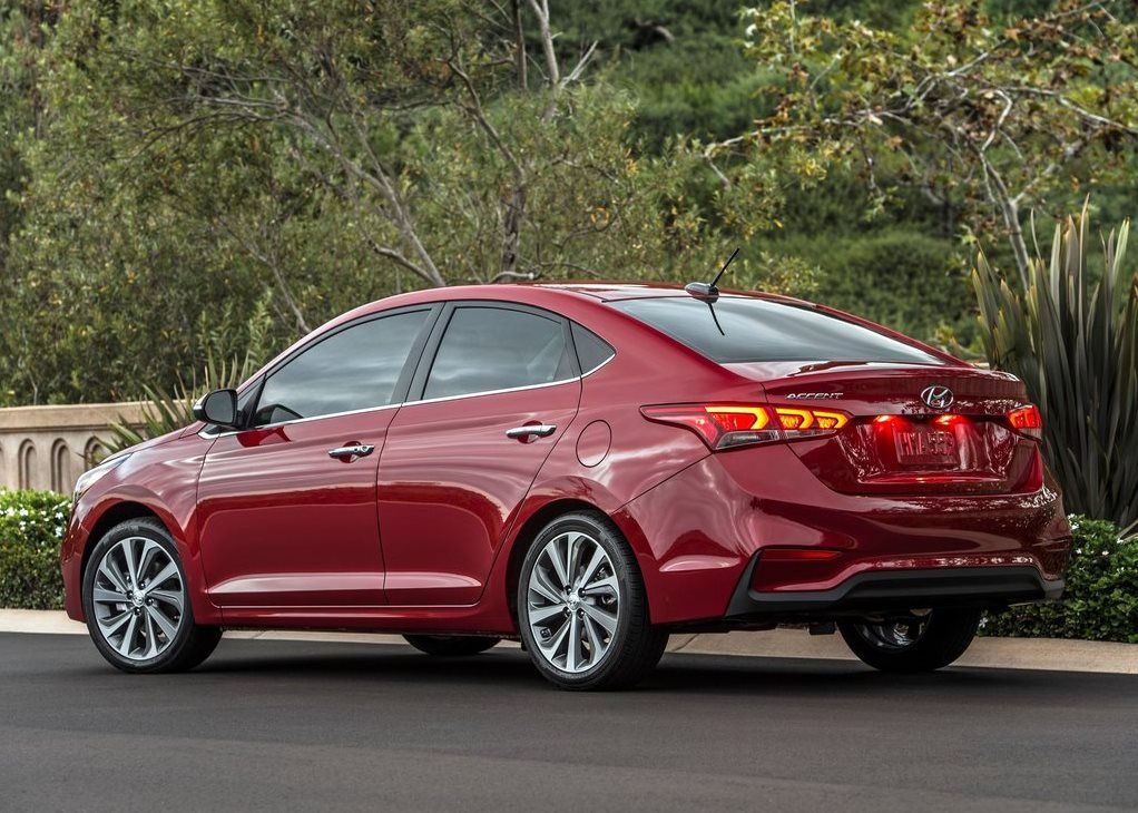 Hyundai Accent rear
