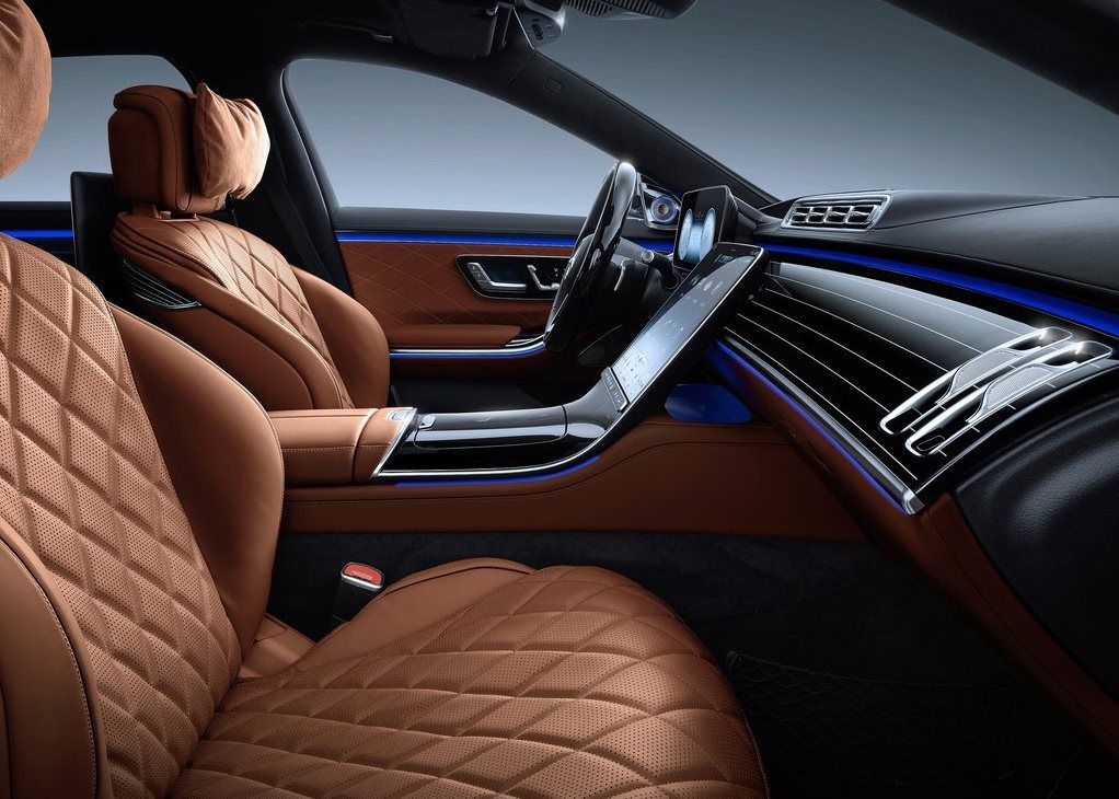 Mercedes-Benz S-Class cabin