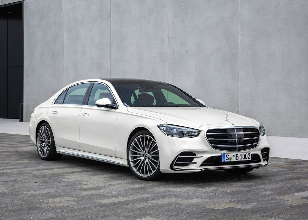 Mercedes-Benz S-Class front side