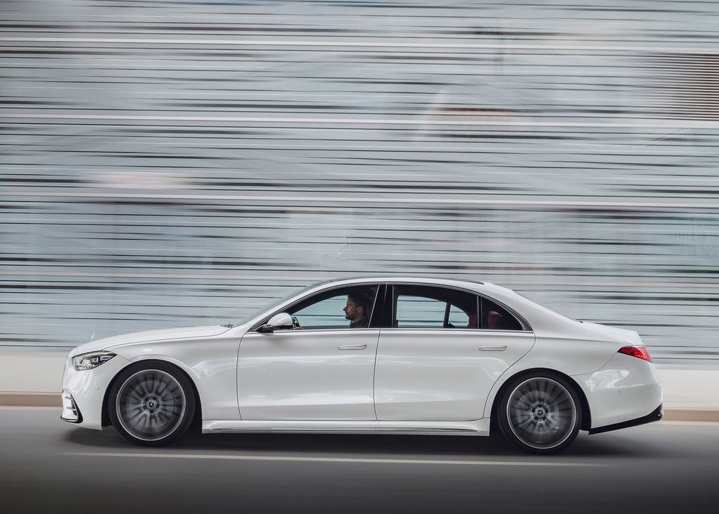 Mercedes-Benz S-Class side