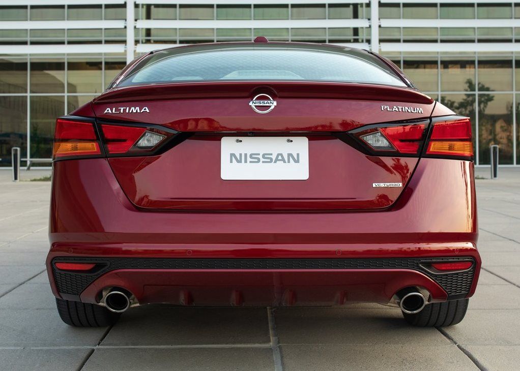 Nissan Altima rear
