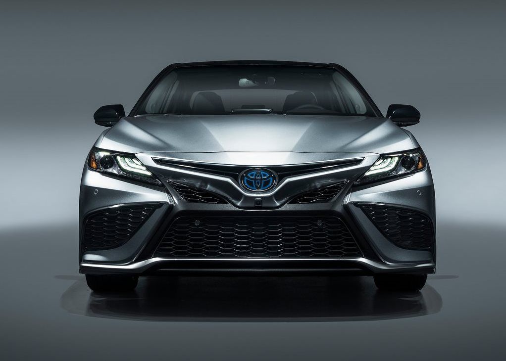 Toyota Camry front