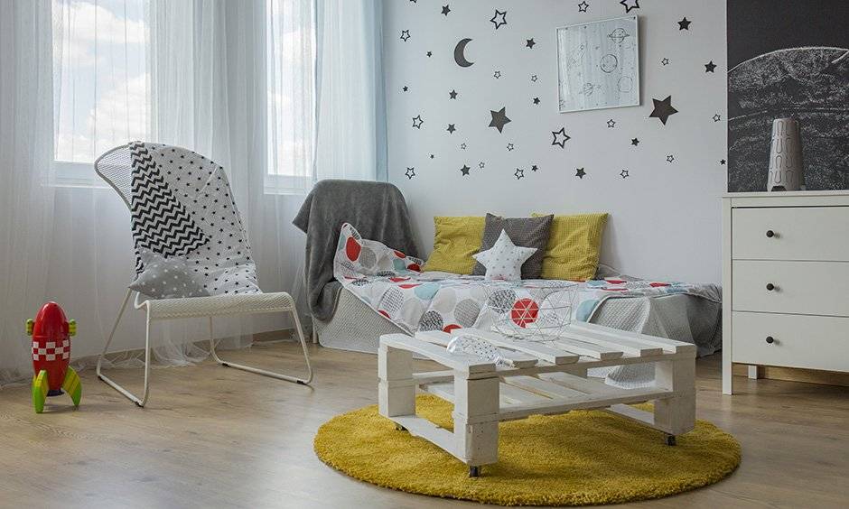 Small bedroom rug size adds fun to a neutral colour palette