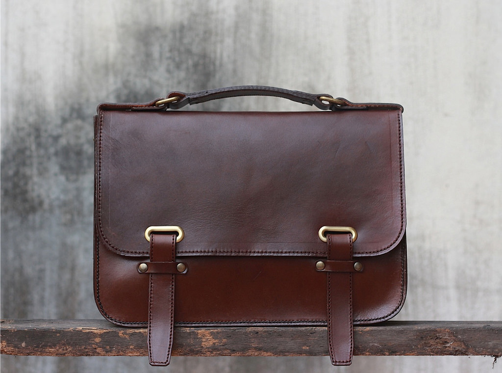 Jawaja Leather: The beauty of hand stiched Leather Jawaja Leather: The beauty of hand stiched Leather