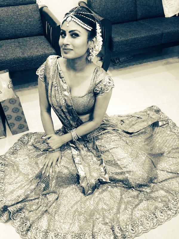 Mouni Roy