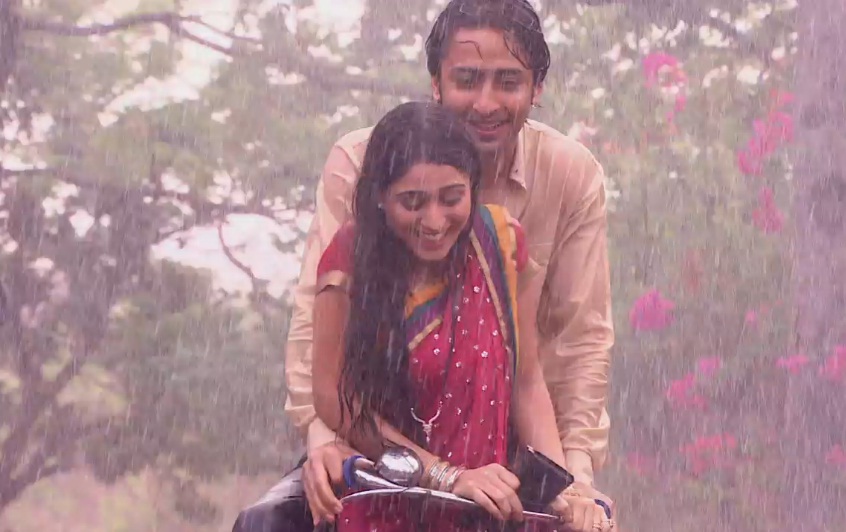 Shaheer Sheikh And Saumya Seth In Navya Rain Sequence