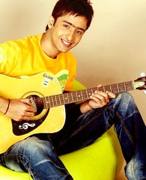 Shaheer Sheikh In Kya Mast Hai Life