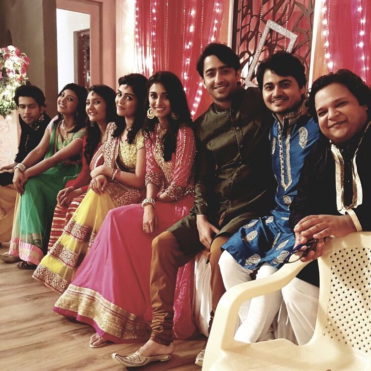 Kuch Rang Pyar Ke Aise Bhi