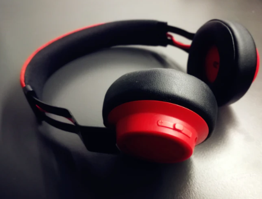 Headset-startring-at-Rs.399
