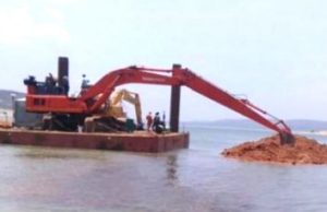 ড্রেজিং কর্পোরেশনে ৪২ ইঞ্জিনিয়ার, অফিসার