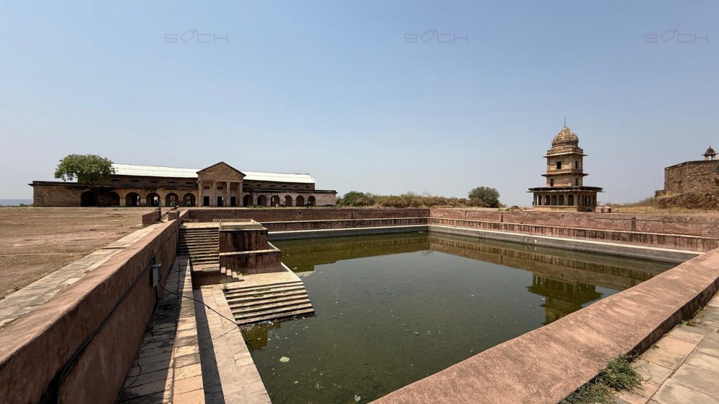 Gwalior Karan Mahal Sochfilmss33