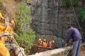 Estimated 17 People Trapped Inside the Catastropic Mines Estimated 17 People Trapped Inside the Catastropic Mines
