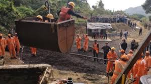 15-Odd Coal Miners were Trapped in Ksan Area of Meghalaya 15-Odd Coal Miners were Trapped in Ksan Area of Meghalaya