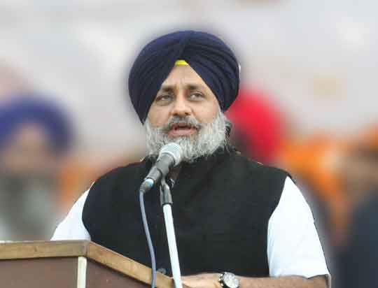 ਸ਼੍ਰੋਮਣੀ ਅਕਾਲੀ ਦਲ ਨੇ ਕੈਪਟਨ ਅਮਰਿੰਦਰ ਤੋਂ ਜੁਆਬ ਮੰਗਿਆ ਕਿ ਕਾਤਿਲ ਪੁਲਿਸ ਅਧਿਕਾਰੀਆਂ ਨੂੰ ਚੁੱਪ-ਚੁਪੀਤੇ ਕਿਉਂ ਦਿੱਤੀ ਮੁਆਫ਼ੀ Asks CM Amarinder to explain why killer cops pardoned surreptitiously