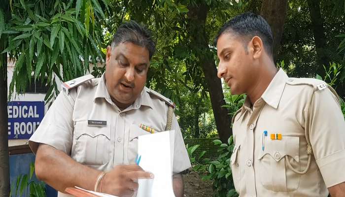 Police 1