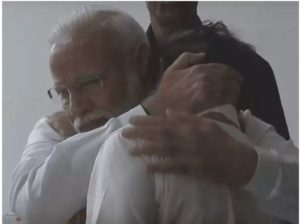 PM Narendra Modi Hugs consoles ISRO Chief K Sivan after he broke down in Tears