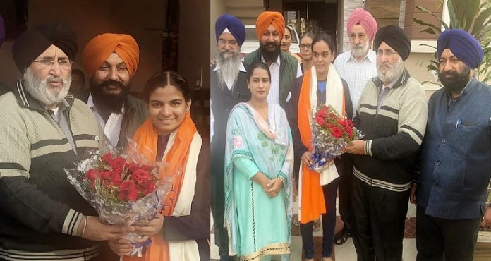 Daljit Singh Cheema felicitates Asian shooting championship medallists Daljit Singh Cheema felicitates Asian shooting championship medallists