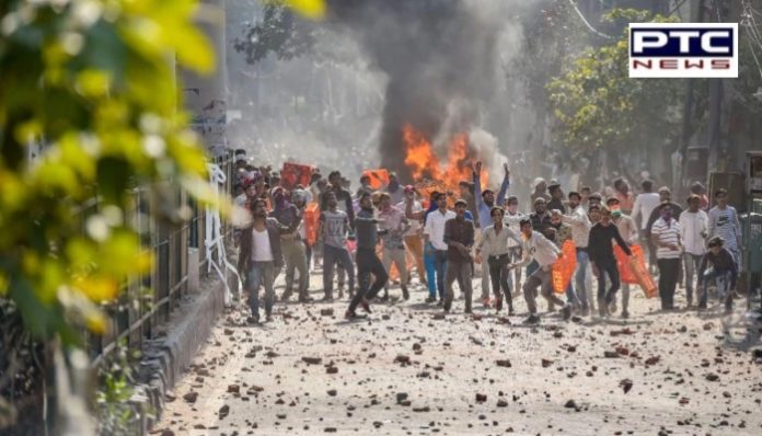 #Delhiviolence: ਦਿੱਲੀ ਹਿੰਸਾ ਨੂੰ ਲੈ ਕੇ ਹਾਈਕੋਰਟ ਦੇ ਜੱਜ ਦੇ ਘਰ ਅੱਧੀ ਰਾਤ ਨੂੰ ਹੋਈ ਵਿਸ਼ੇਸ਼ ਸੁਣਵਾਈ #Delhiviolence: Delhi HC holds midnight hearing on violence, asks police to ensure safety, help for all injured