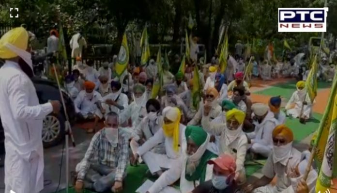 ਭਾਰਤੀ ਕਿਸਾਨ ਯੂਨੀਅਨ ਏਕਤਾ (ਉਗਰਾਹਾਂ) ਵੱਲੋਂ ਵੱਖ -ਵੱਖ ਜ਼ਿਲ੍ਹਿਆਂ 'ਚ ਪਾਵਰਕਾਮ ਦੇ ਦਫਤਰਾਂ ਅੱਗੇ ਪ੍ਰਦਰਸ਼ਨ Bhartiya Kisan Union Ekta (Ugrahan) protests outside Powercom offices in various districts