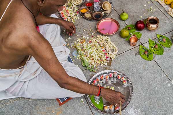 Pandits for Mahalaya Pitrupaksha Shradh in Srirangapatna