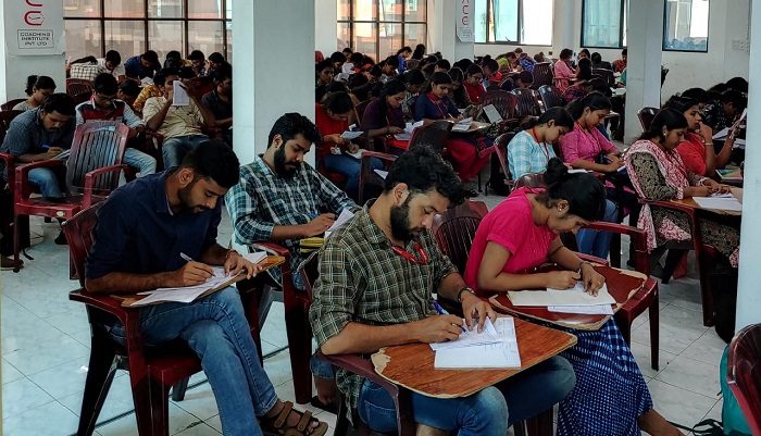 RACE COCHIN Reasoning Session