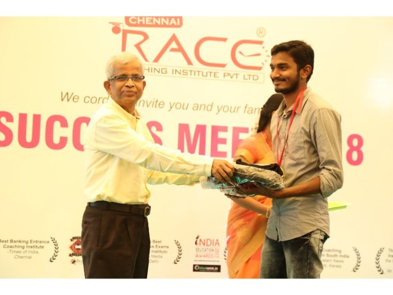 RACE INSTITUTE - BANK SSC RAILWAY IBPS SBI CGL CHSL TNPSC KPSC EXAM COACHING - SUCCESS MEET 2018 (89)