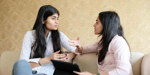 Assertive Communication: Be Confident & Effective